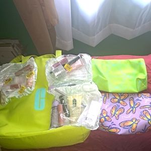 3 exclusive Clinique sets with bag stocking stuffer holiday makeup skincare